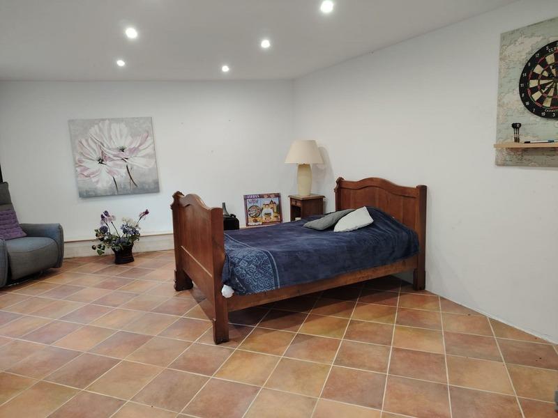 Maison - 182 m² - 7 pièces