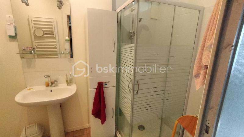 Maison - 260 m² - 11 pièces