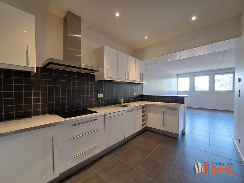 Appartement - 94 m² - 3 pièces