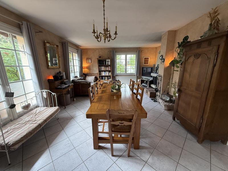 Maison - 110 m² - 6 pièces