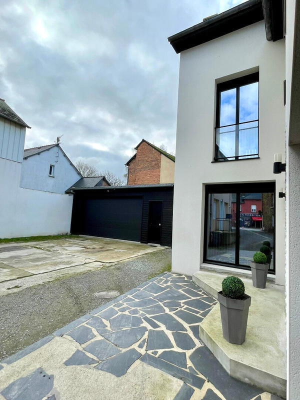 Maison de ville - 198 m² - 6 pièces