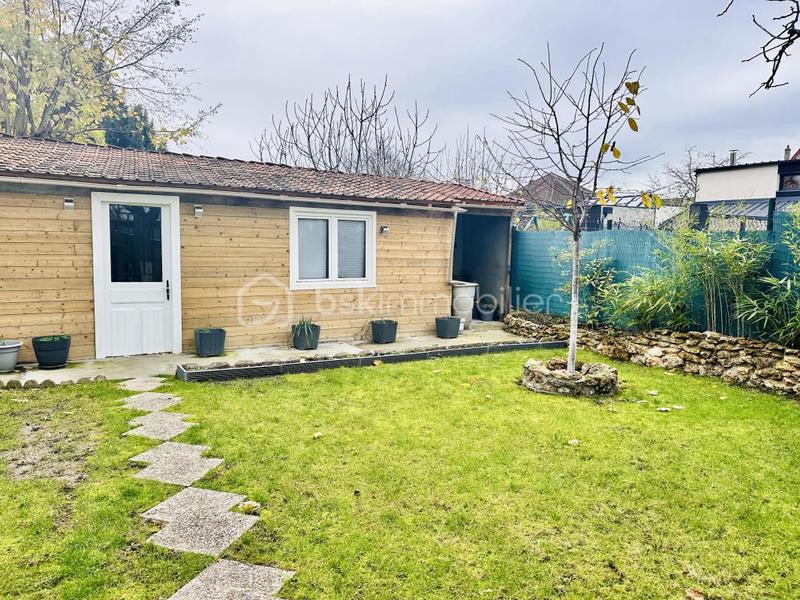 Maison - 100 m² - 6 pièces