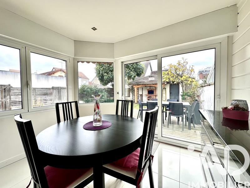 Maison - 110 m² - 7 pièces