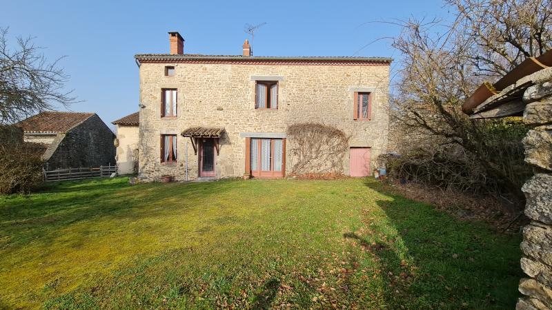 Maison - 120 m² - 6 pièces