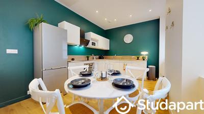 Chambre - 11 m² - 1 pièce