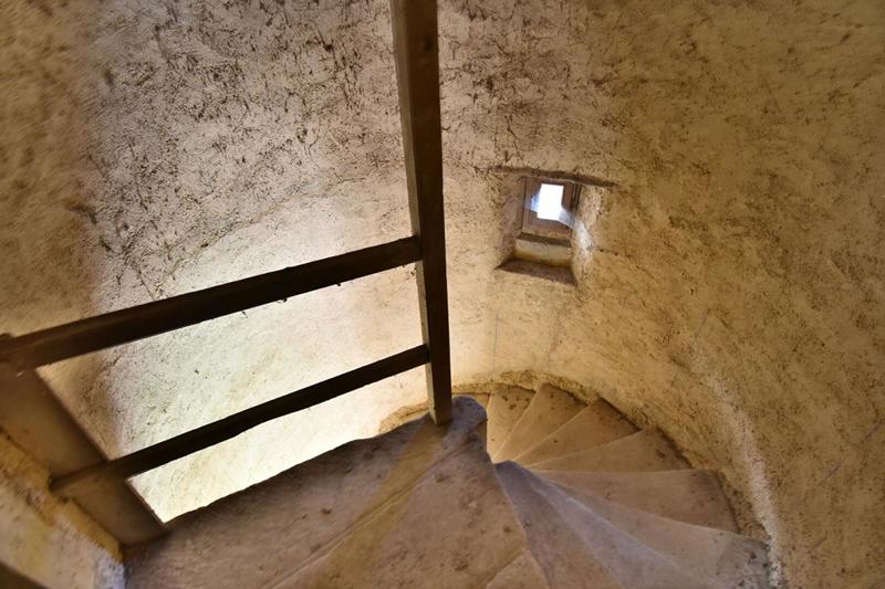 Corps de ferme - 1 260 m² - 14 pièces