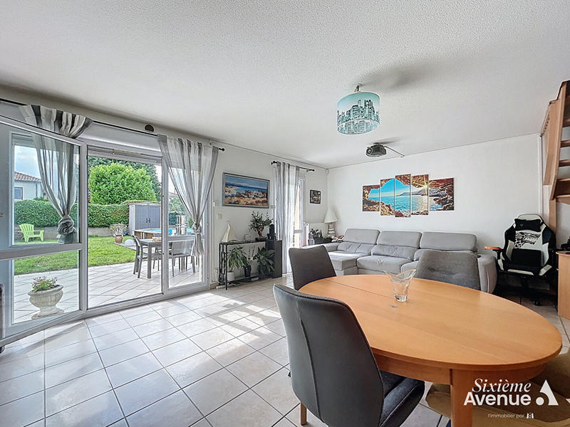 Maison - 111 m² - 6 pièces