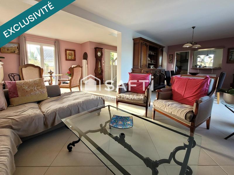 Maison - 212 m² - 8 pièces