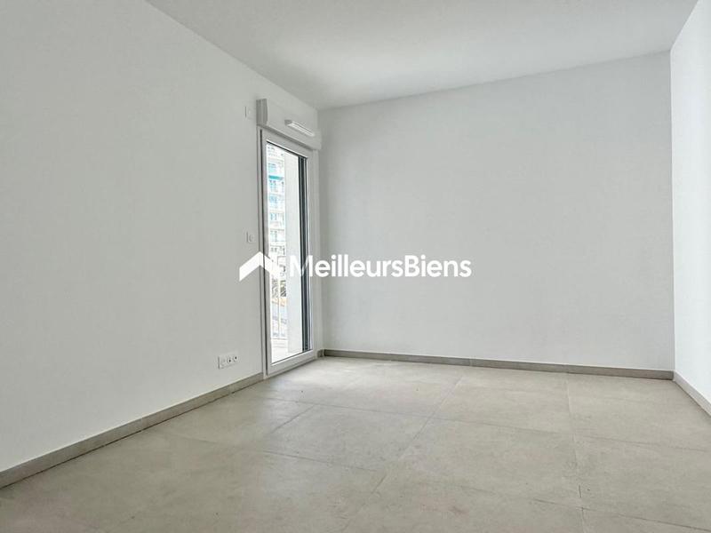Appartement - 68 m² - 2 pièces