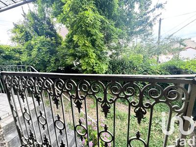 Maison - 107 m² - 5 pièces