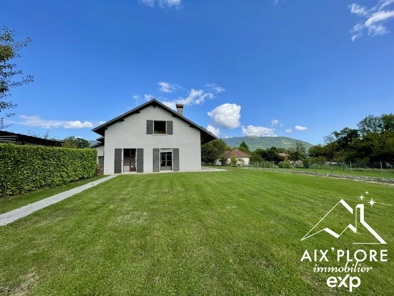 Maison - 149 m² - 8 pièces