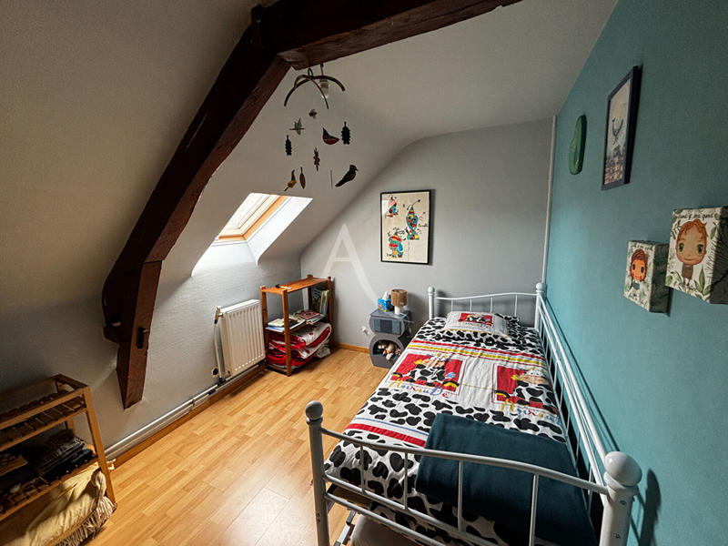 Maison - 198 m² - 8 pièces