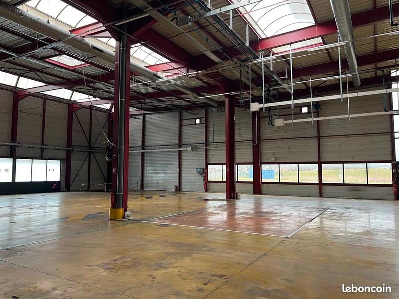 Entrepôt - 800 m²