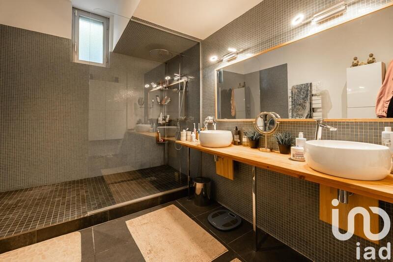 Appartement - 238 m² - 6 pièces