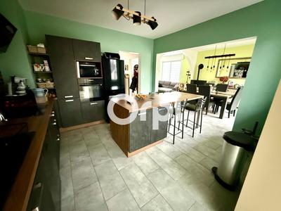 Maison - 130 m² - 5 pièces