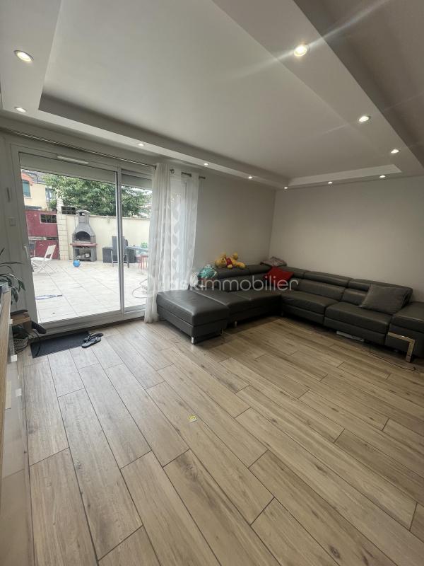 Maison de ville - 81 m² - 4 pièces