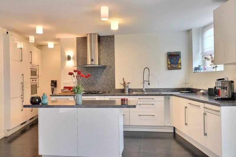 Maison d'architecte - 230 m² - 9 pièces