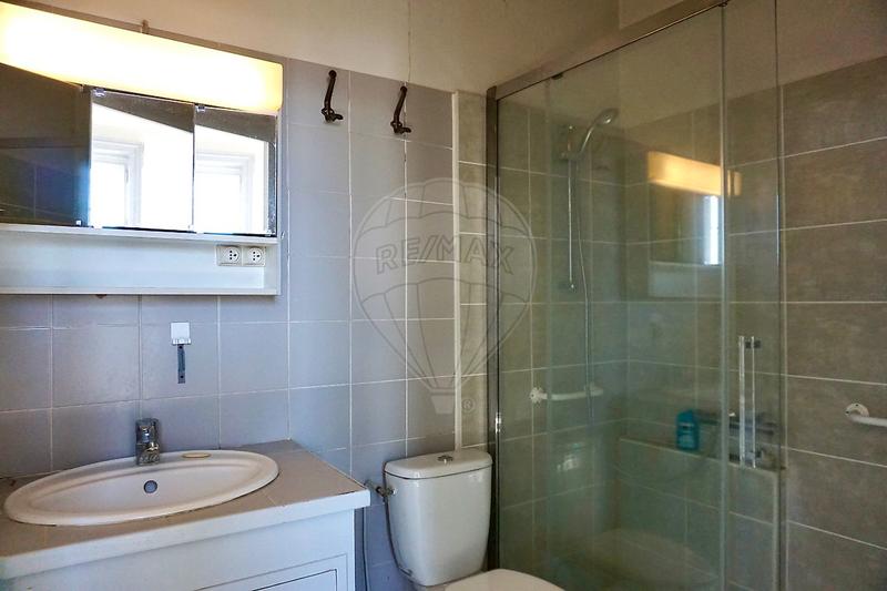 Maison - 195 m² - 6 pièces