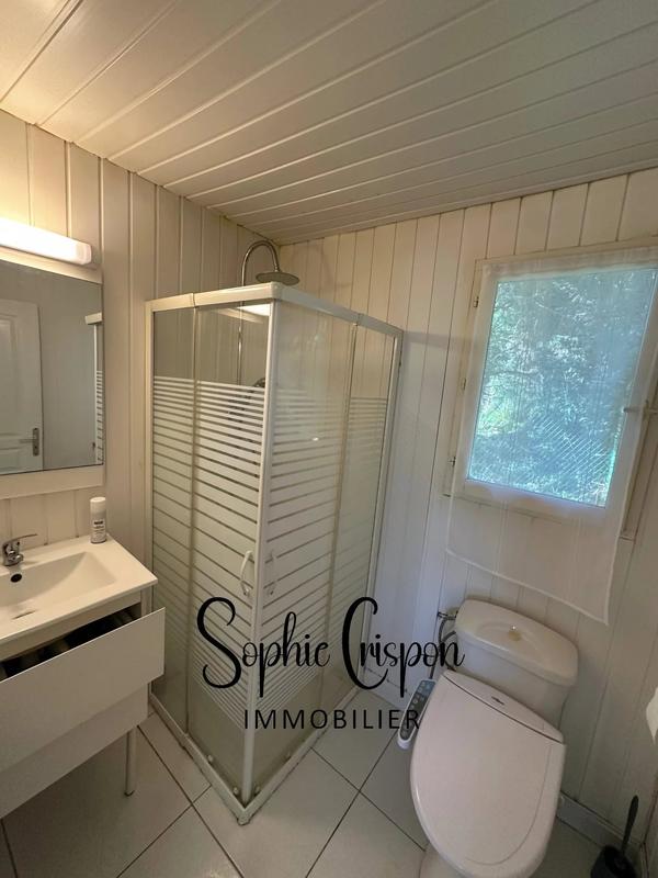 Immeuble mixte - 300 m² - 7 pièces