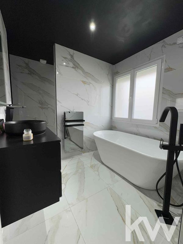 Maison - 142 m² - 5 pièces