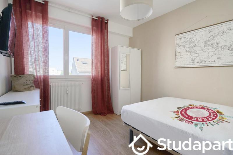 Chambre - 10 m² - 1 pièce