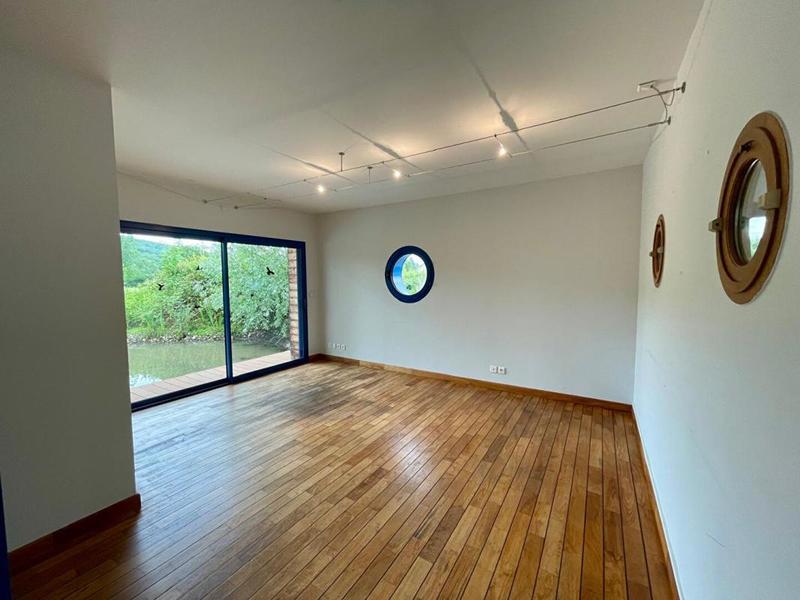 Maison - 172 m² - 6 pièces