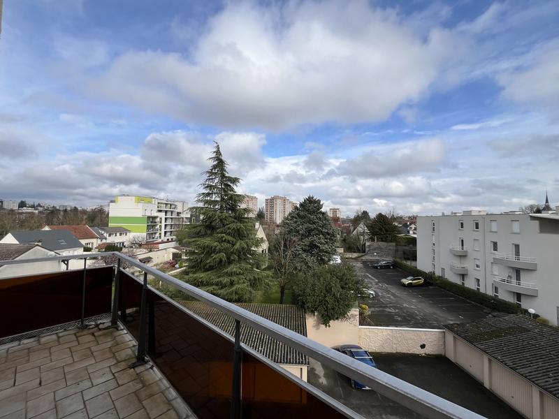 Appartement - 70 m² - 3 pièces