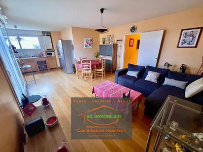 Appartement - 81 m² - 4 pièces