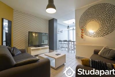 Chambre - 13 m² - 1 pièce