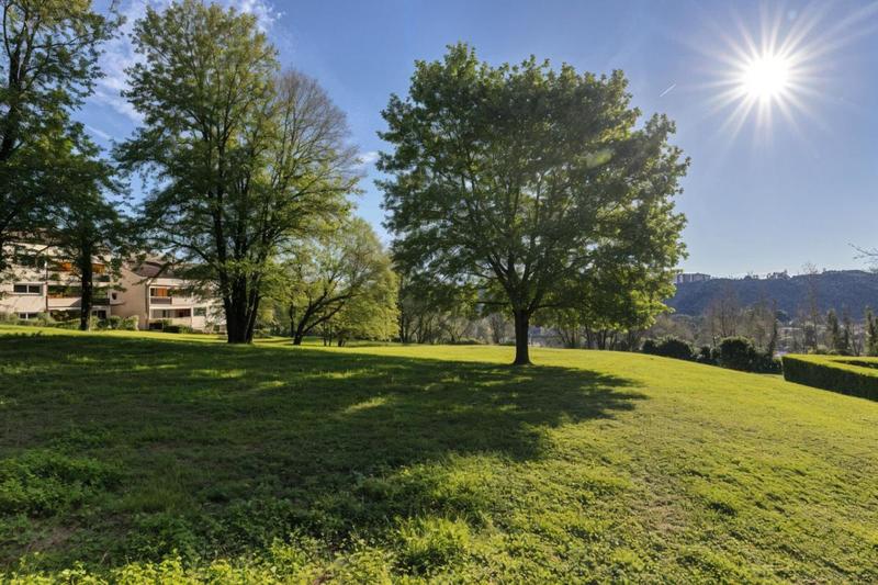 Appartement - 112 m² - 5 pièces