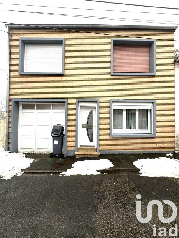 Maison - 92 m² - 5 pièces