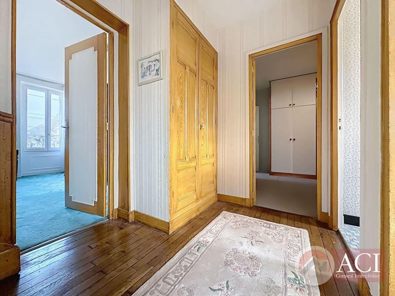 Maison - 174 m² - 7 pièces