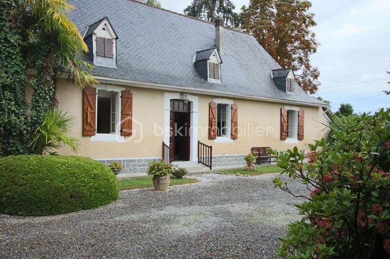 Demeure - 120 m² - 4 pièces