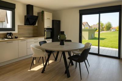 Maison - 100 m² - 6 pièces