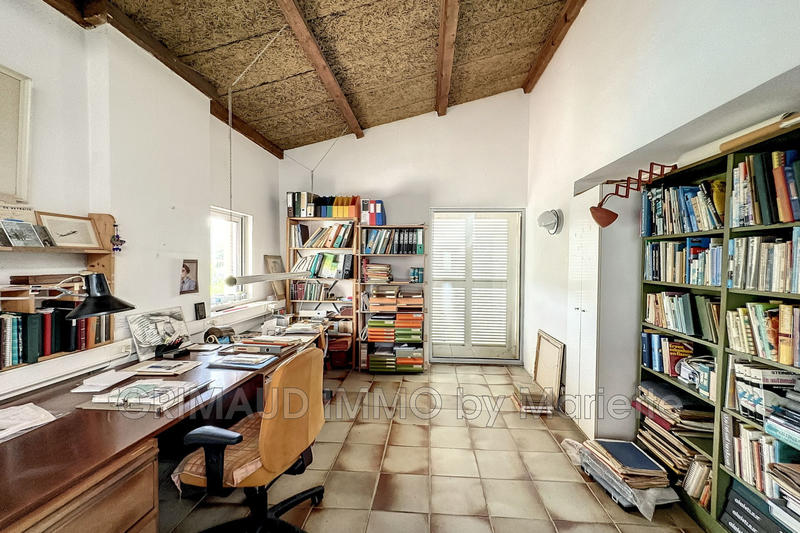 Propriété - 415 m² - 13 pièces