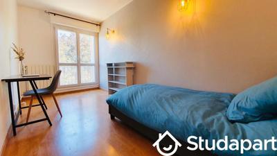 Chambre - 11 m² - 1 pièce