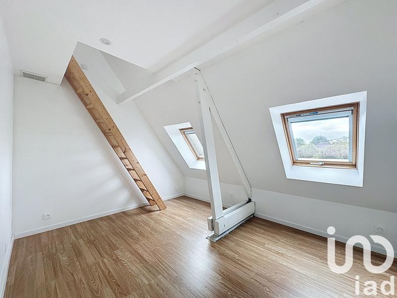 Maison - 185 m² - 9 pièces