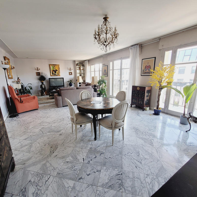 Appartement - 98 m² - 4 pièces