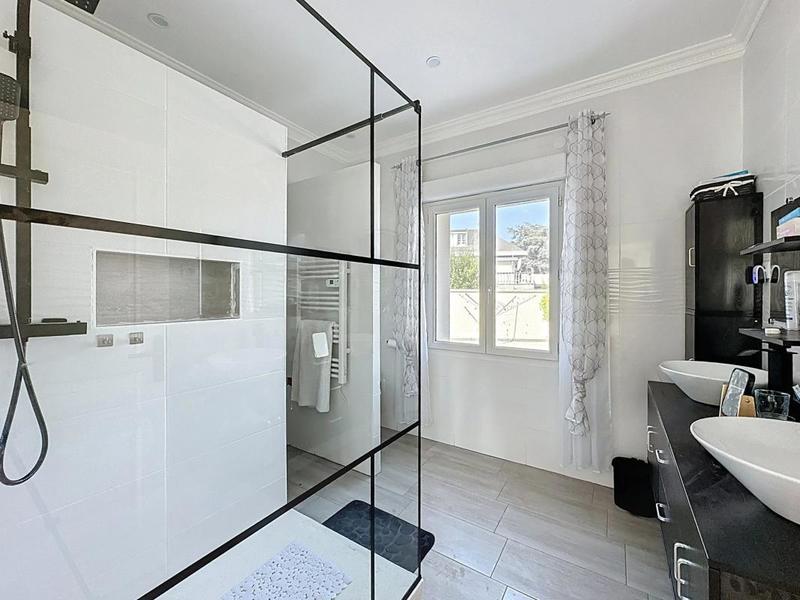 Maison - 135 m² - 5 pièces