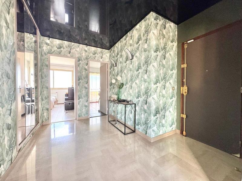 Appartement - 99 m² - 3 pièces