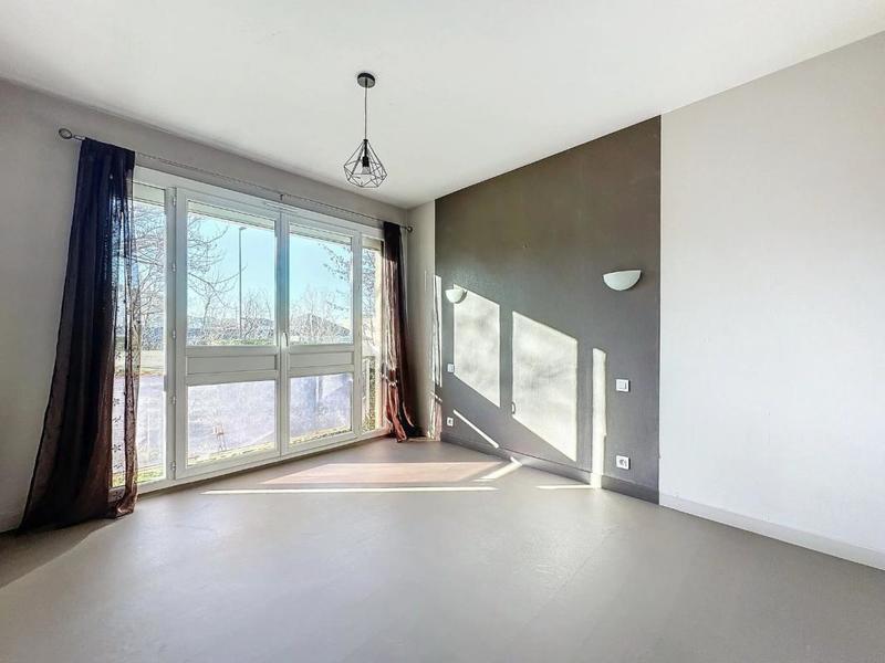 Appartement - 97 m² - 4 pièces