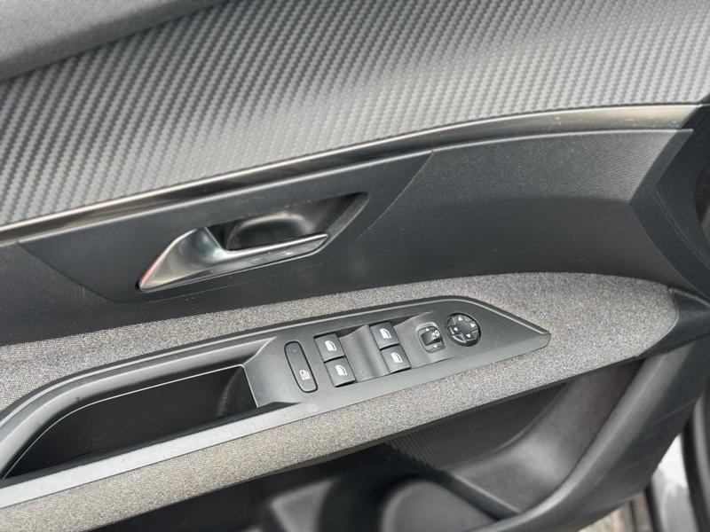 Peugeot 3008 BlueHDi 130ch s&amp;S Bvm6 Active Pack