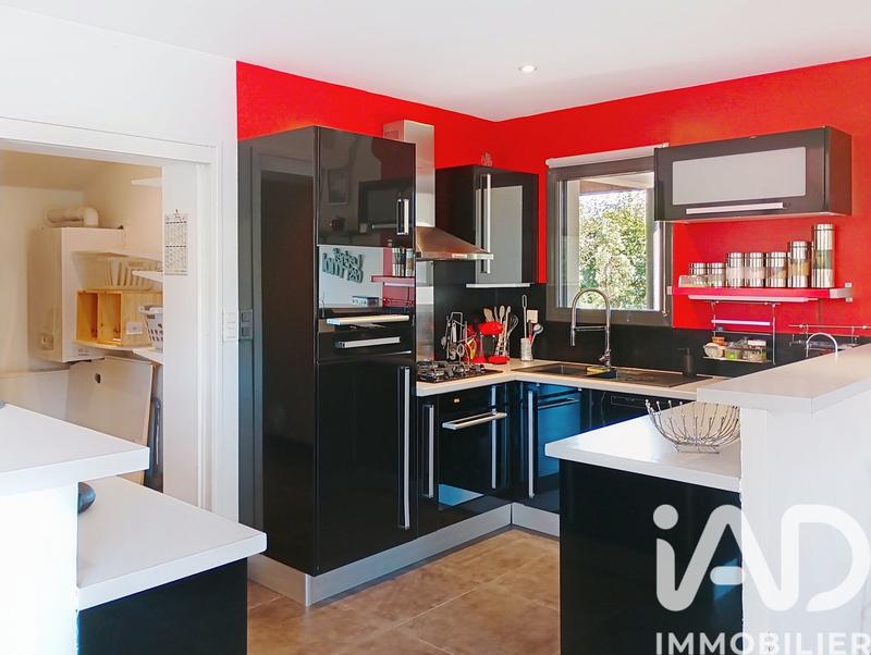 Maison - 110 m² - 5 pièces