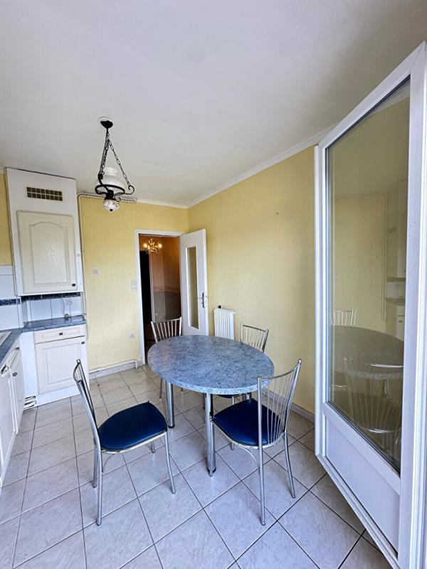 Appartement - 76 m² - 5 pièces