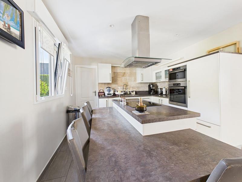 Maison - 153 m² - 7 pièces