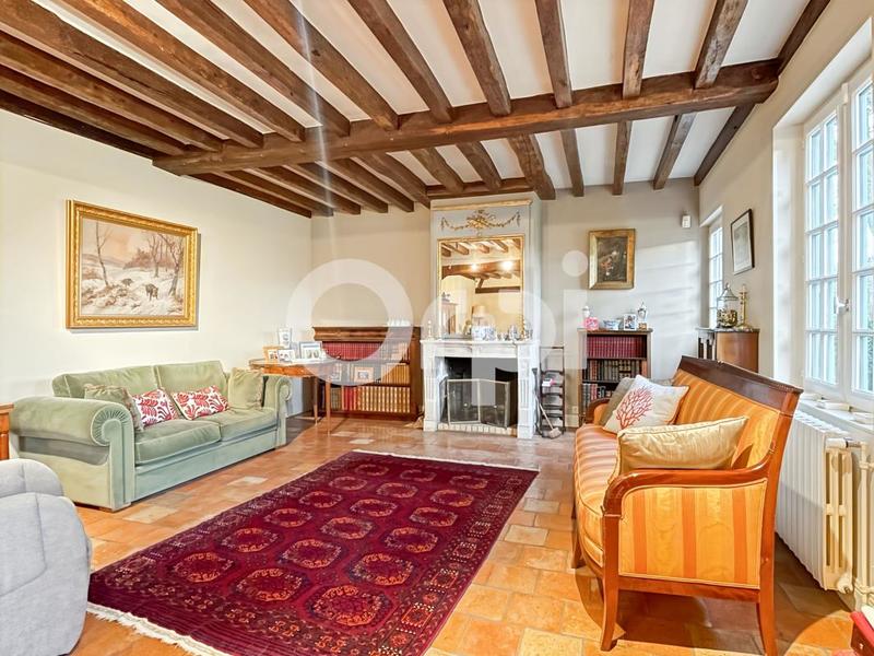 Propriété - 236 m² - 6 pièces