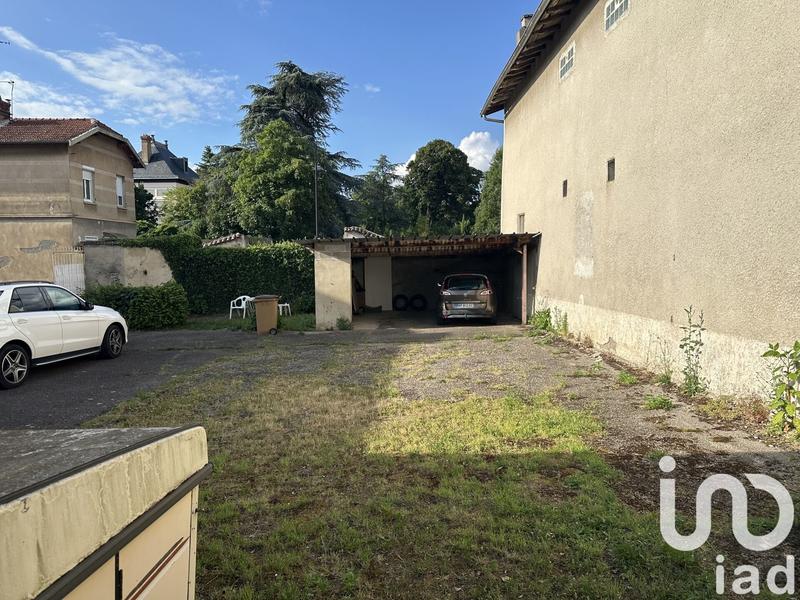 Maison - 560 m² - 10 pièces