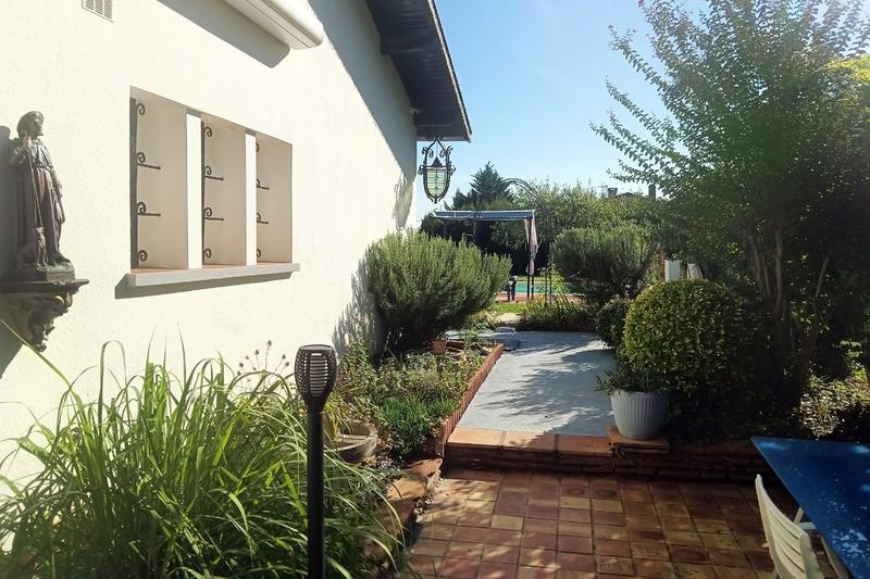 Maison - 163 m² - 7 pièces