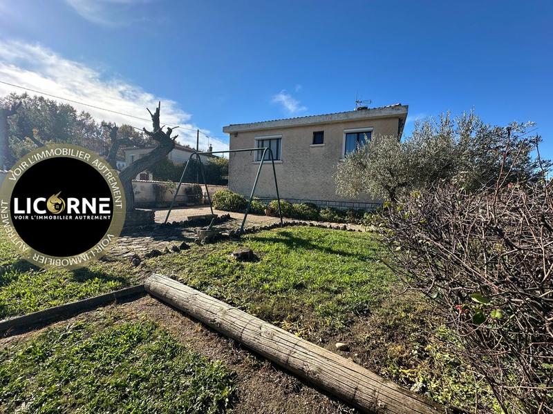 Villa - 90 m² - 4 pièces