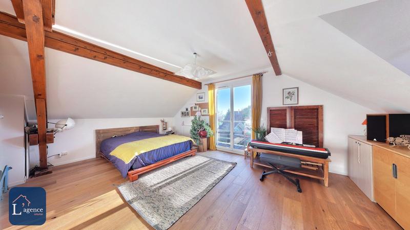 Maison - 224 m² - 5 pièces